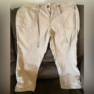 Maurice’s capris 3/4